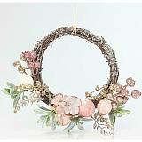 ΧΡΙΣΤΟΥΓΕΝΝΙΑΤΙΚΟ ΣΤΕΦΑΝΑΚΙ ΜΕ ΡΟΖ ΔΙΑΚΟΣΜΗΤΙΚΑ, 20cm