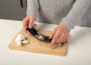 Πρέσα σκόρδου Acer 19cm