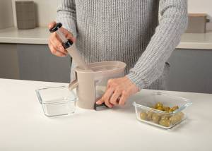 Συσκευή αφαίρεσης κουκουτσιών για κεράσια και ελιές Misty 19cm