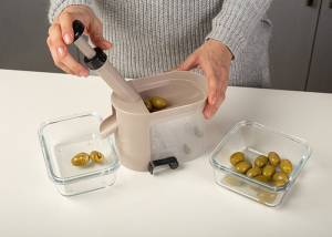 Συσκευή αφαίρεσης κουκουτσιών για κεράσια και ελιές Misty 19cm