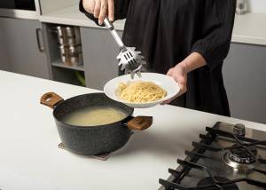 Ανοξείδωτη κουτάλα ζυμαρικών Acer 32.5cm