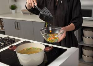 Κουτάλα-Στραγγιστήρι ζυμαρικών Misty 35cm