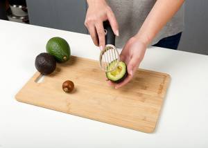 Κόπτης αβοκάντο πλαστικός Misty 19.5cm