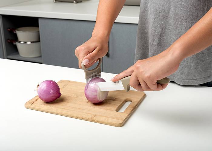 Ανοξείδωτο εργαλείο κοπής κρεμμυδιών Misty 10.5cm