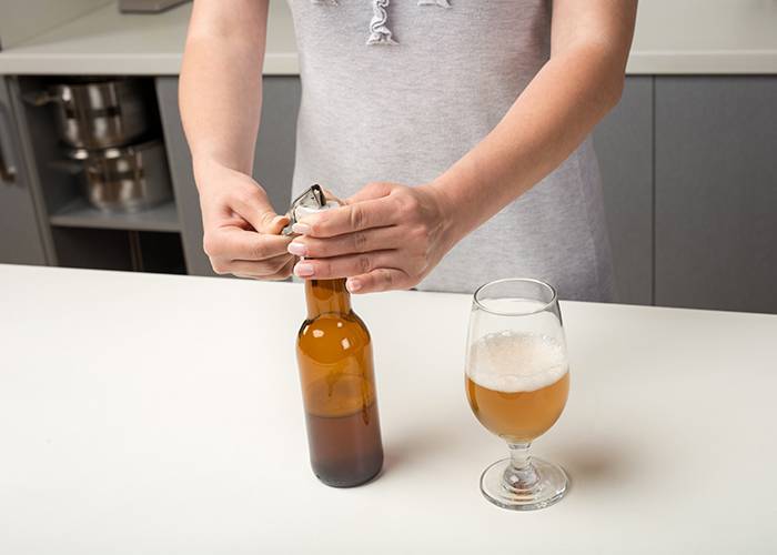 Πώμα πλαστικό & ανοιχτήρι μπουκαλιού Misty 9.5cm