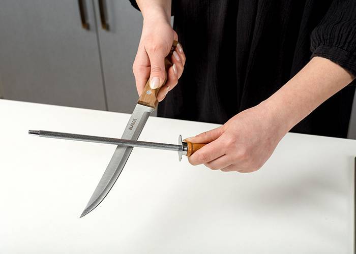 Aνοξείδωτο ατσάλινο ακονιστήρι μαχαιριών Terrestrial με ξύλινη λαβή 30.5cm