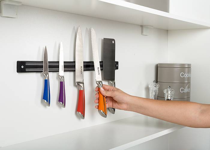 Επιτοίχιος μαγνήτης μαχαιριών Misty 48cm