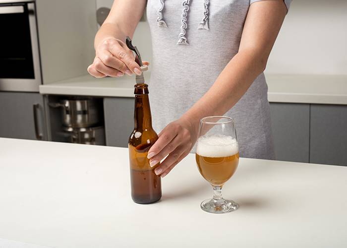 Πώμα πλαστικό & ανοιχτήρι μπουκαλιού Misty 9.5cm