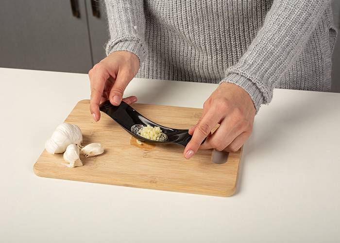 Πρέσα σκόρδου Acer 19cm